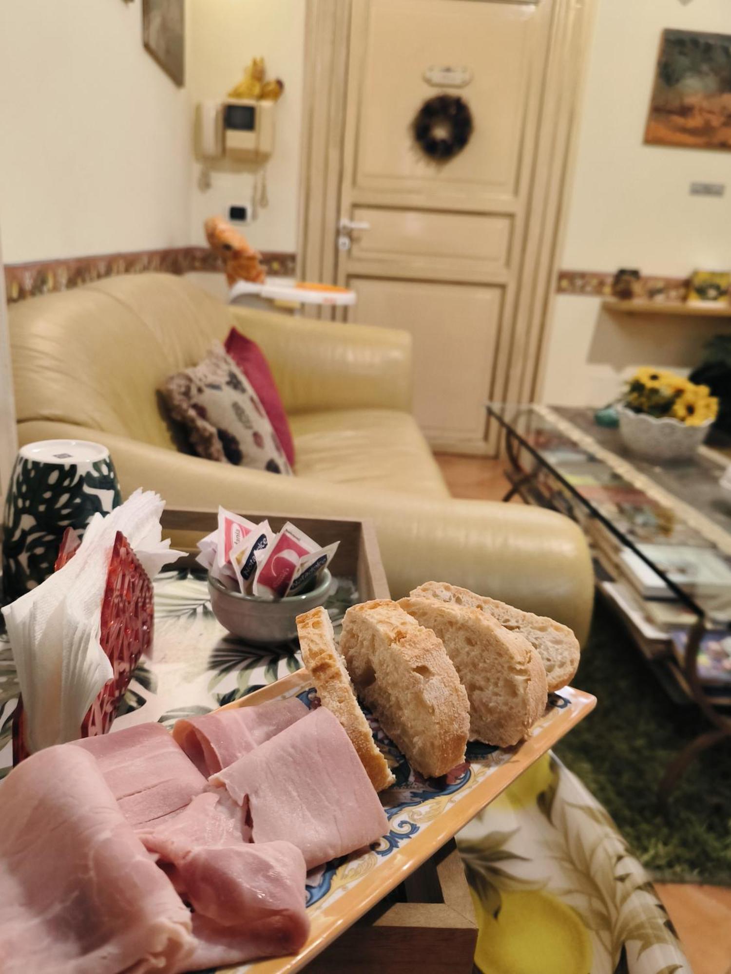 Vittorio Emanuele Rooms Di Prinzi ปาแลร์โม ภายนอก รูปภาพ